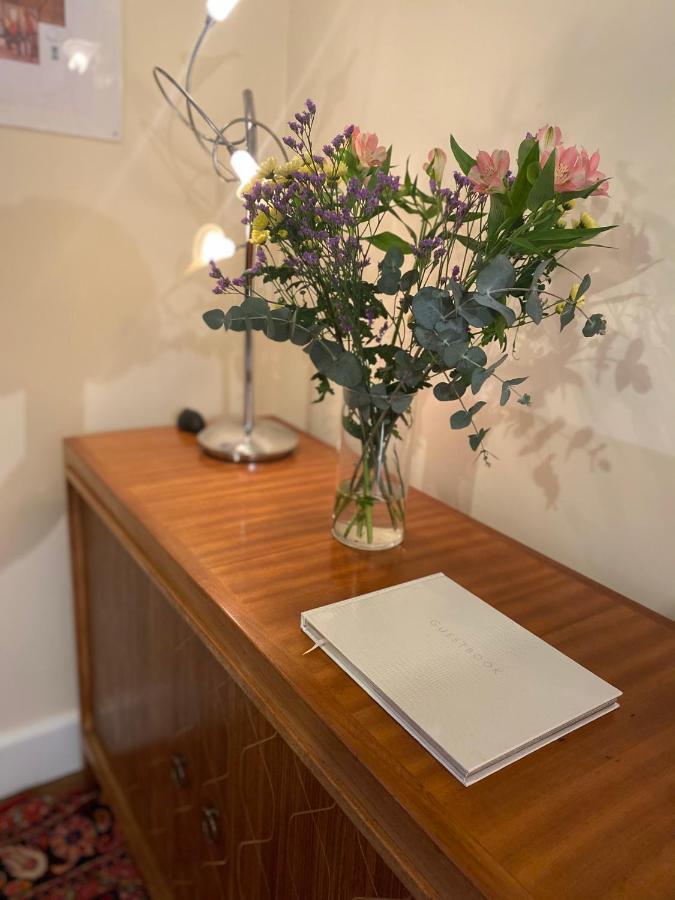 Relaxing Townhouse In The Heart Of Bridport Exterior foto