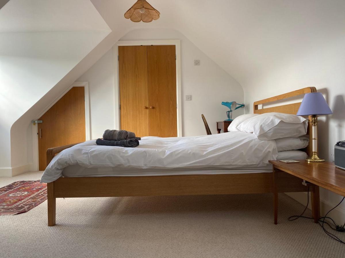 Relaxing Townhouse In The Heart Of Bridport Exterior foto