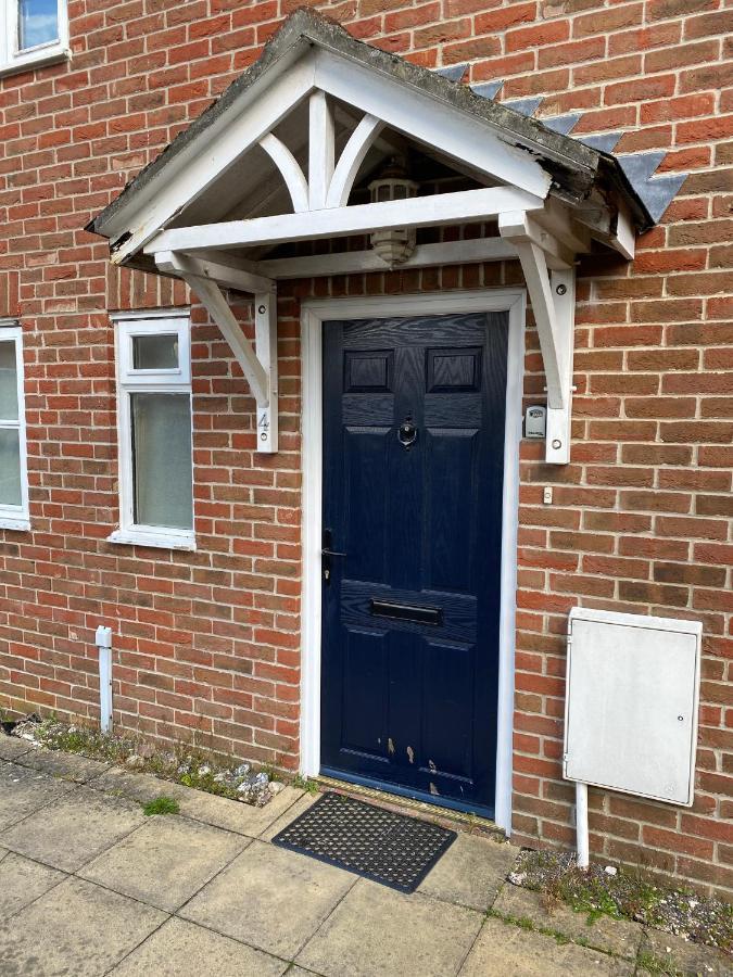 Relaxing Townhouse In The Heart Of Bridport Exterior foto