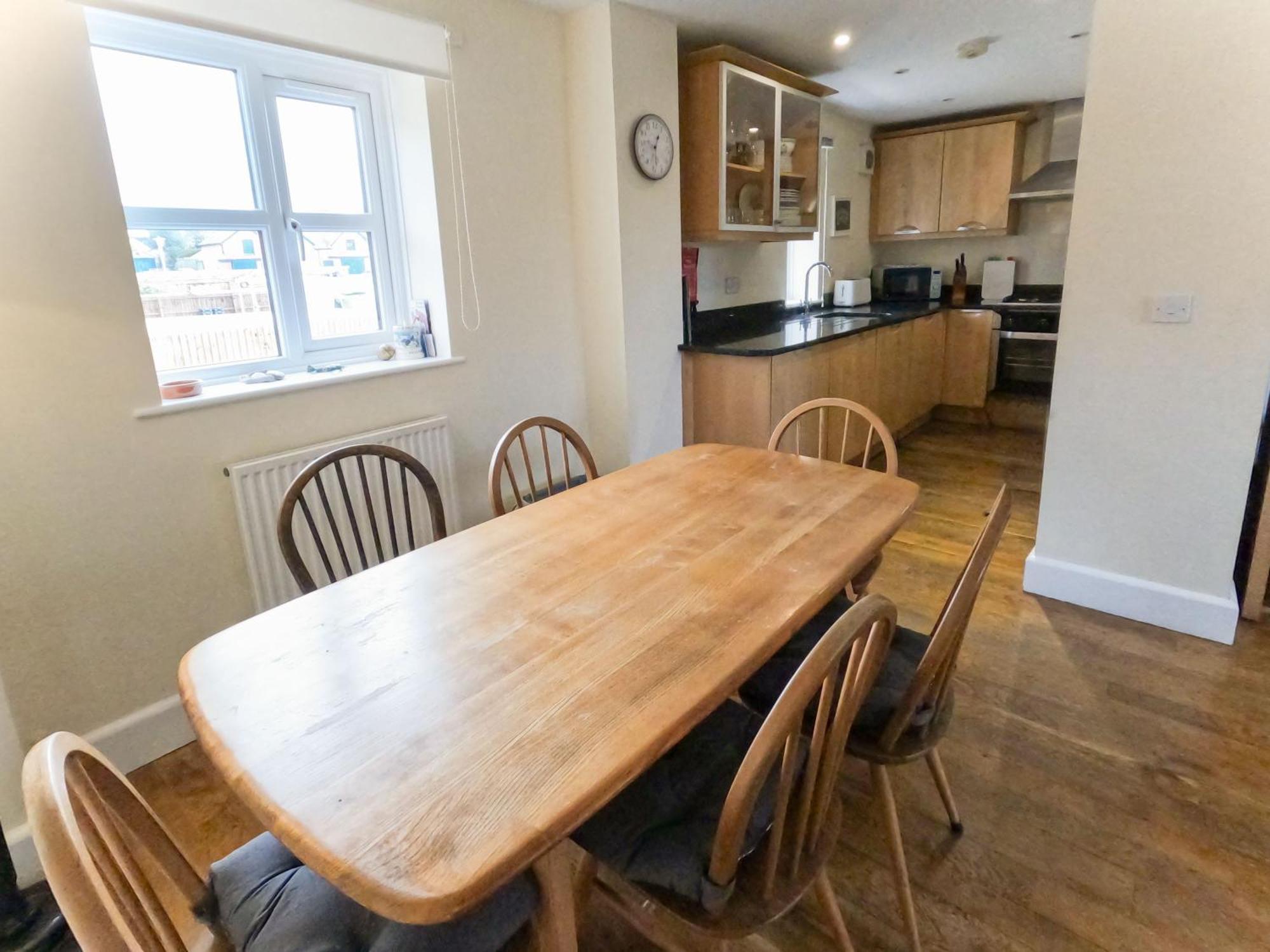 Relaxing Townhouse In The Heart Of Bridport Exterior foto